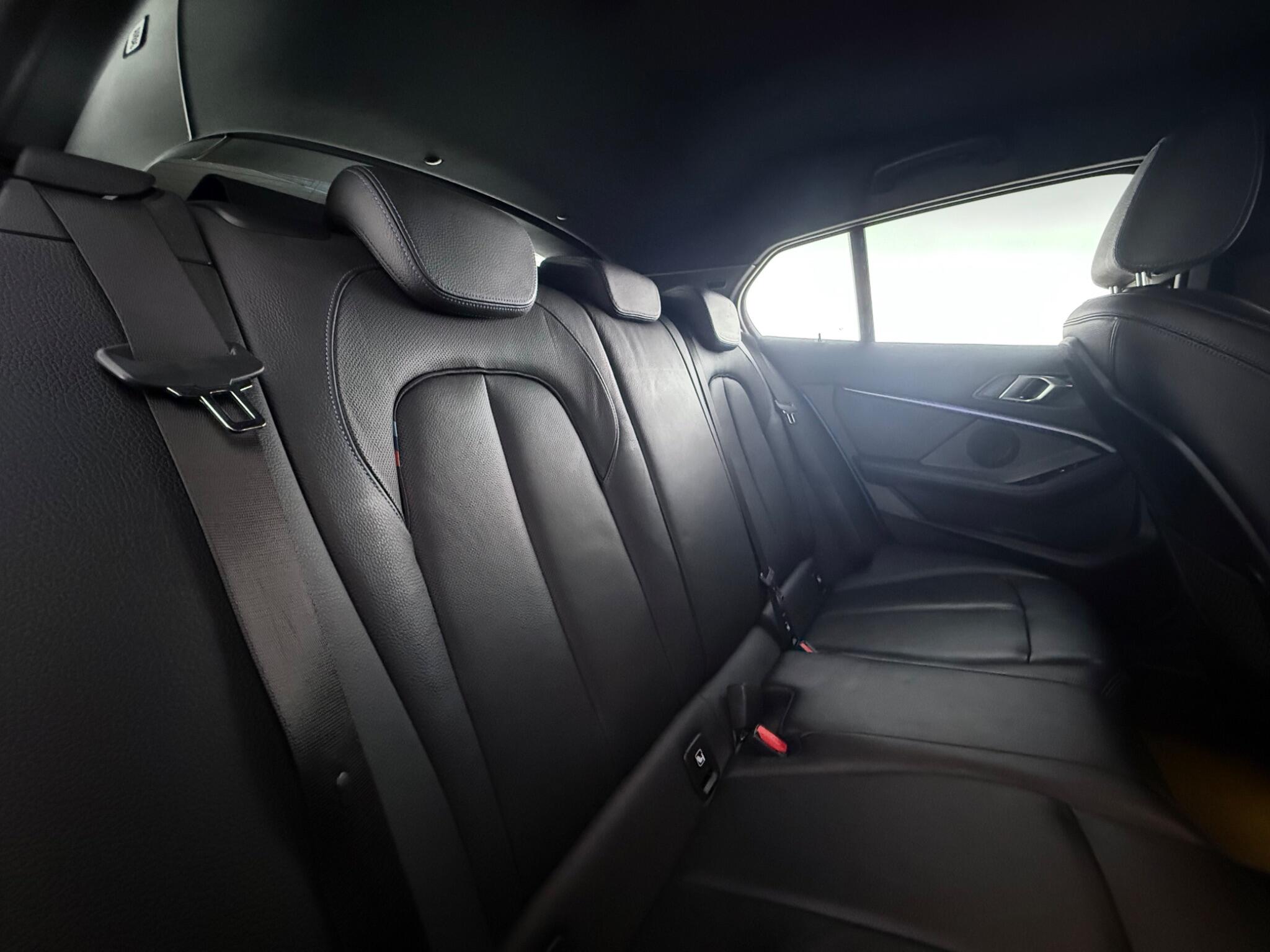 BMW 1 Series view 34