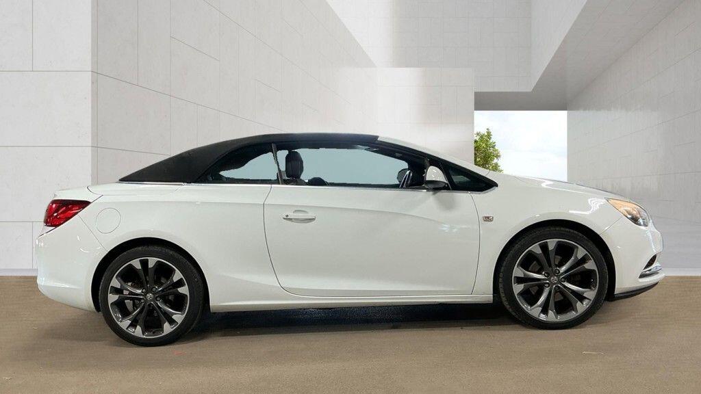 Vauxhall Cascada view 9