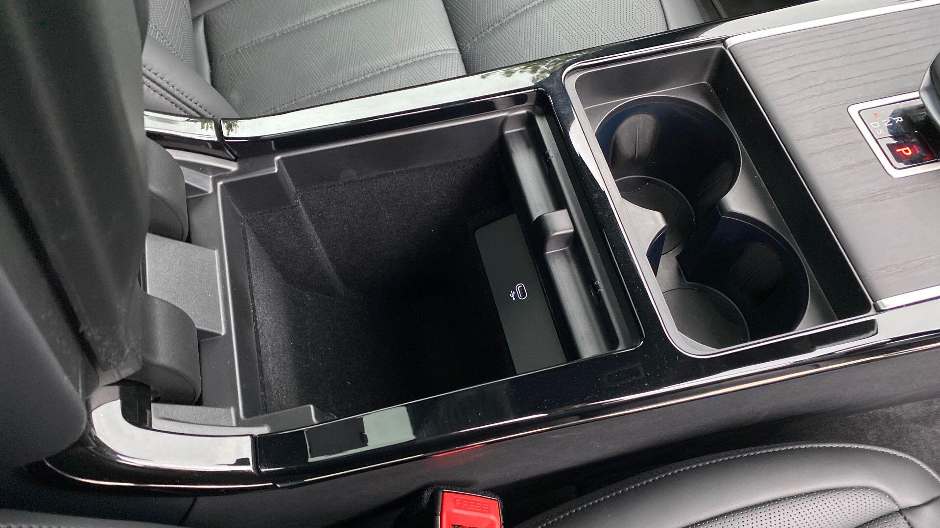 Land Rover Range Rover Evoque view 33