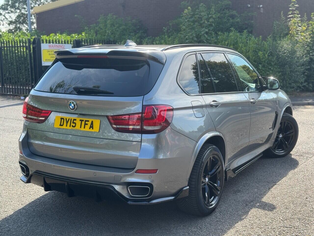 BMW X5 X5 view 3