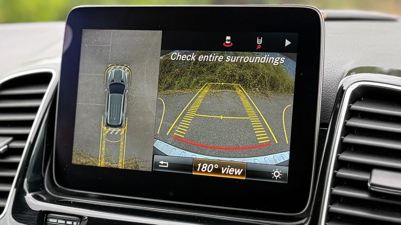 Mercedes-Benz Gle view 24