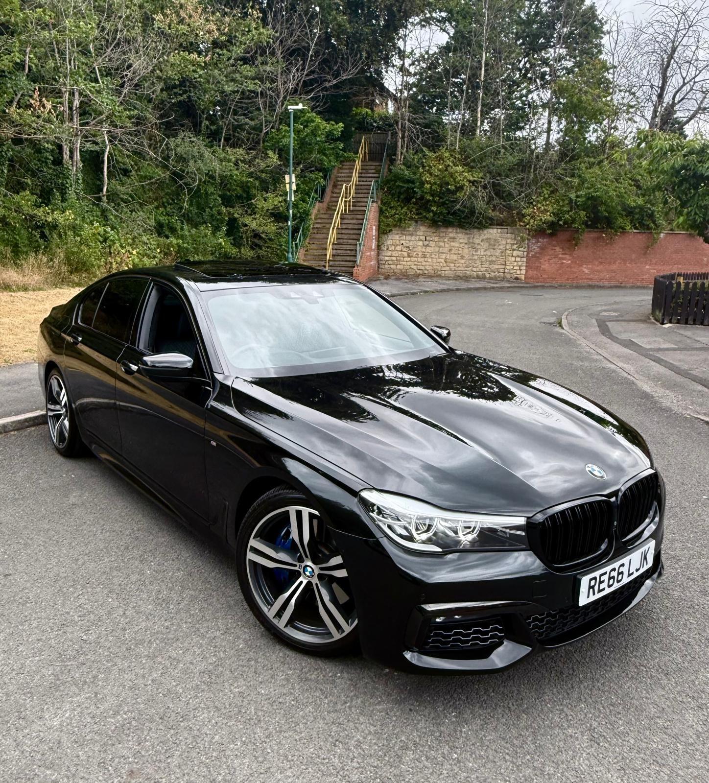 BMW 7 Series view 89