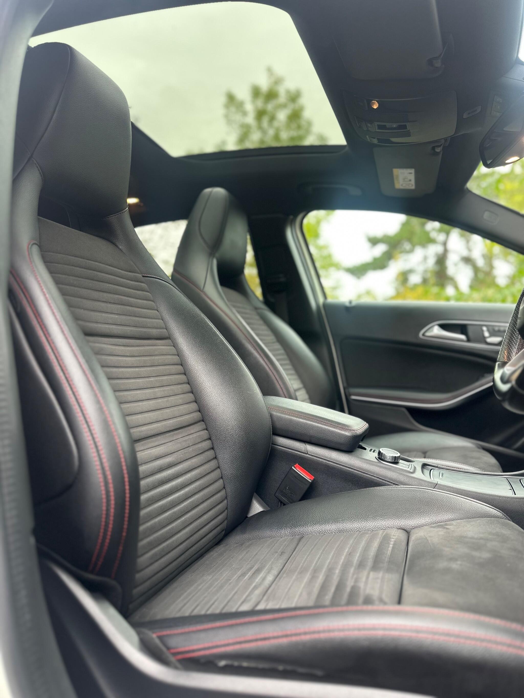 2018 Mercedes-Benz GLA 2.1 GLA220d AMG Line (Premium Plus) 7G-DCT 4MATIC Euro 6 (s/s) 5dr • 132,000 miles image 18