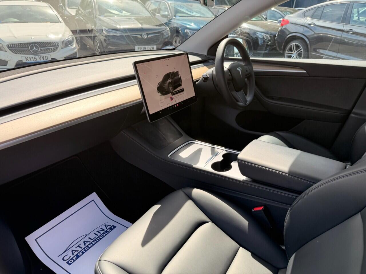 Tesla Model Y view 20
