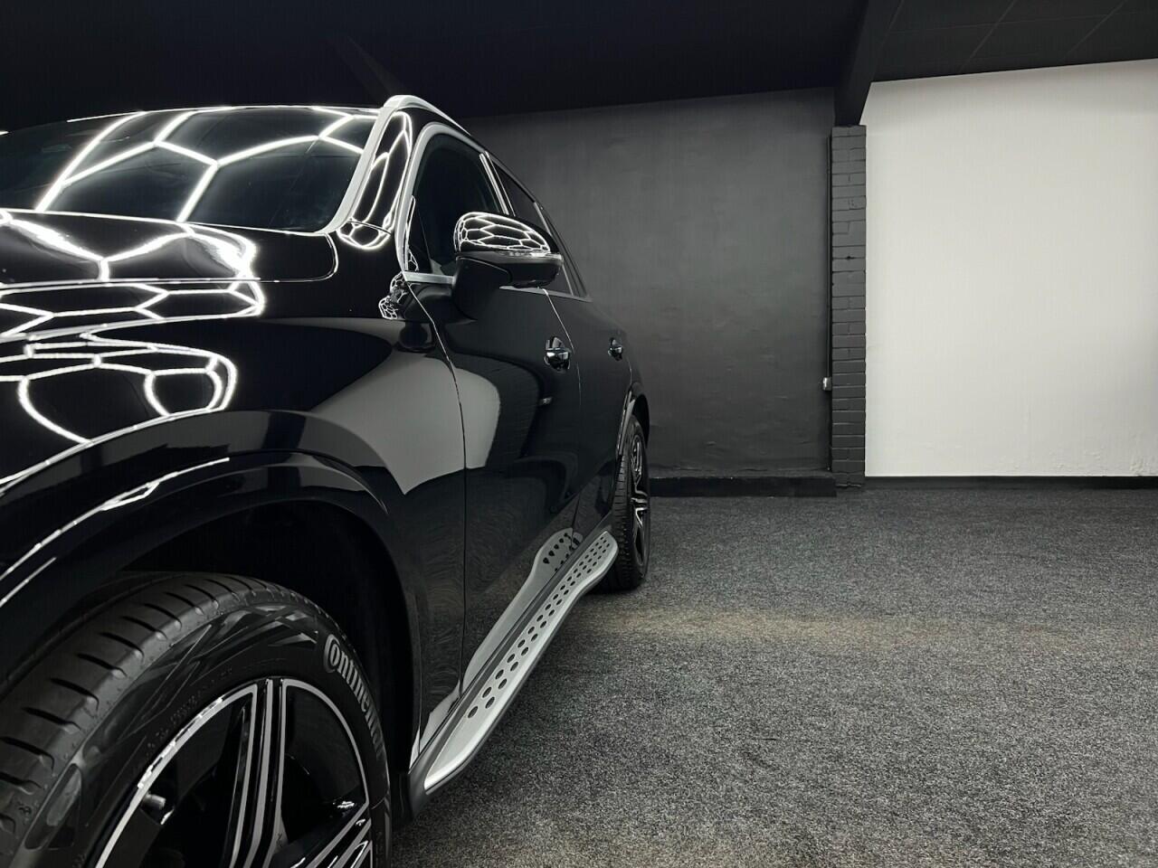 Mercedes-Benz GLC view 24