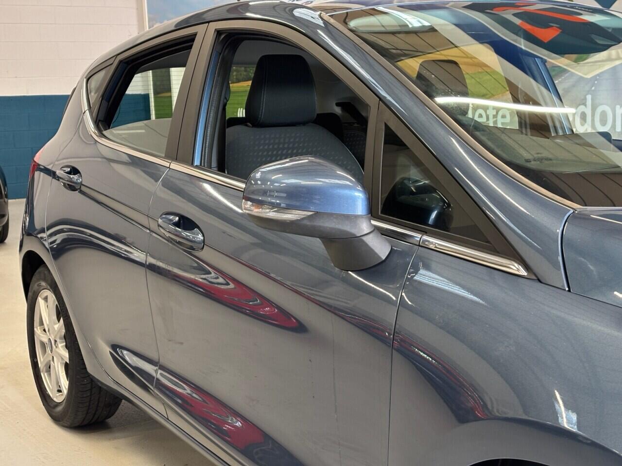 Ford Fiesta view 50