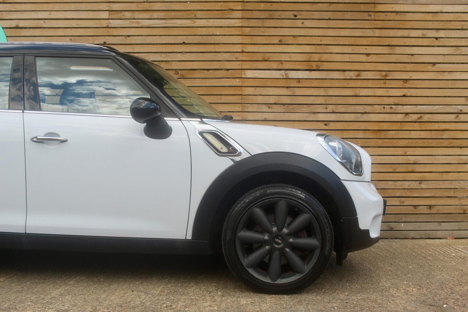 Mini Countryman view 35