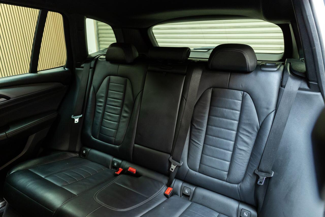 BMW X3 view 15