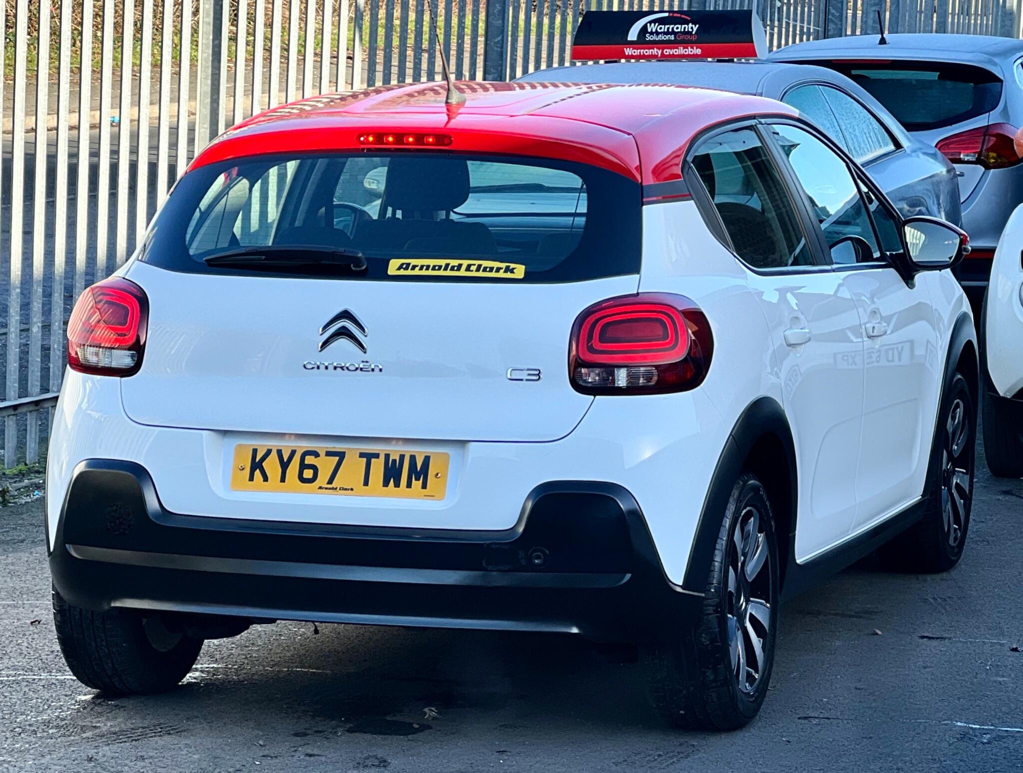 2017 Citroen C3 1.2 PureTech Feel Euro 6 5dr • 52,000 miles image 12