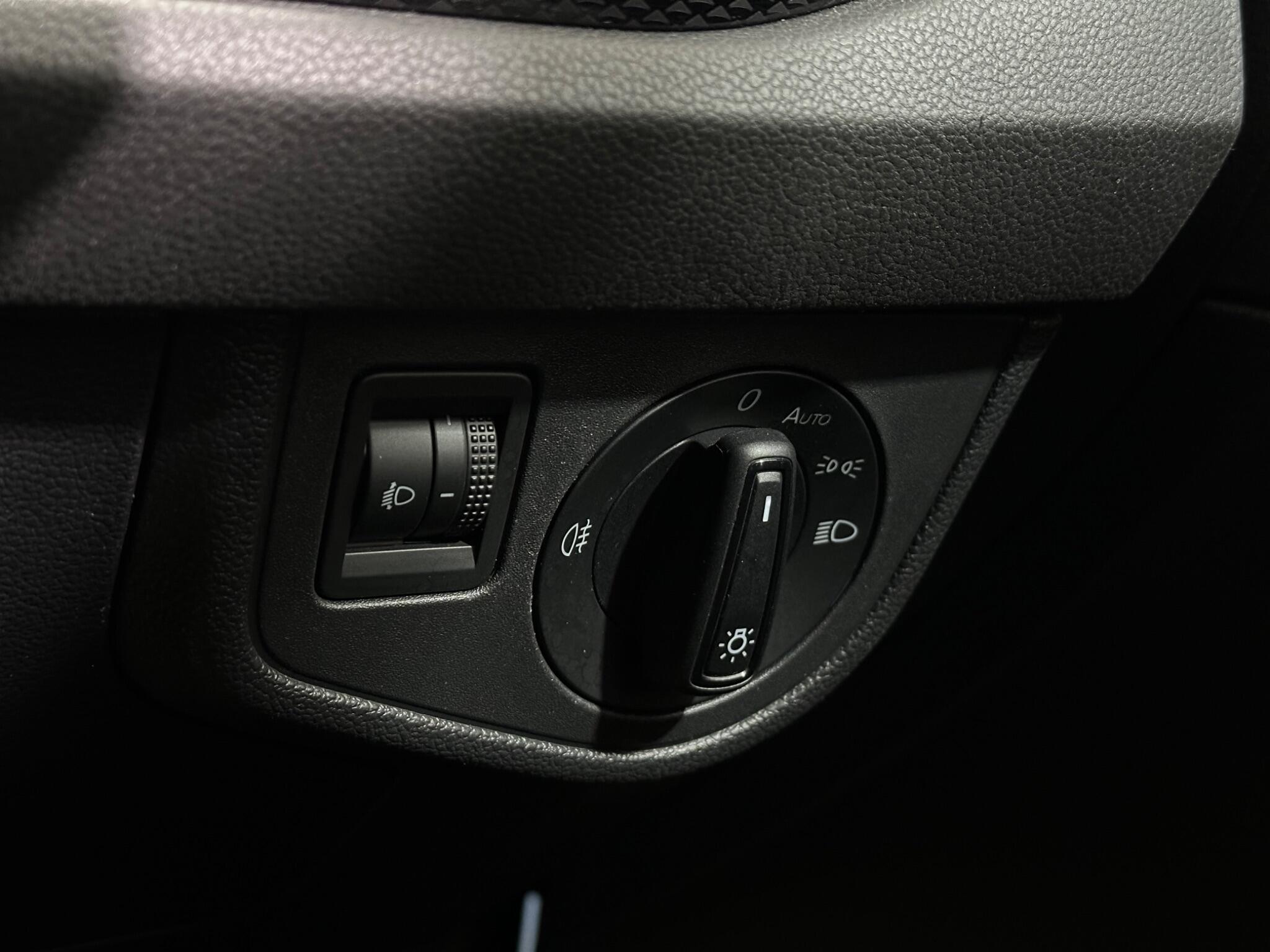 Volkswagen Polo view 18