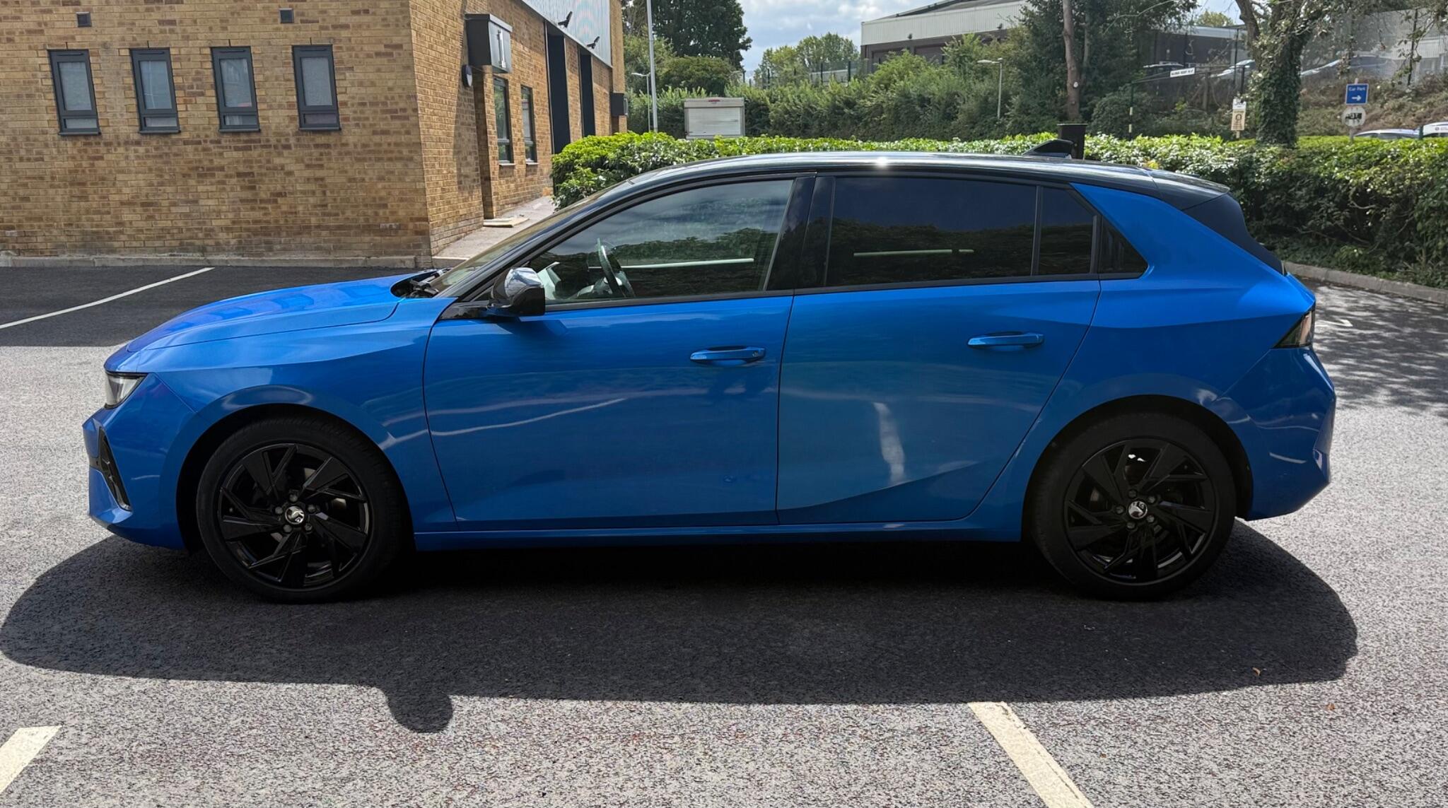 Vauxhall Astra view 6