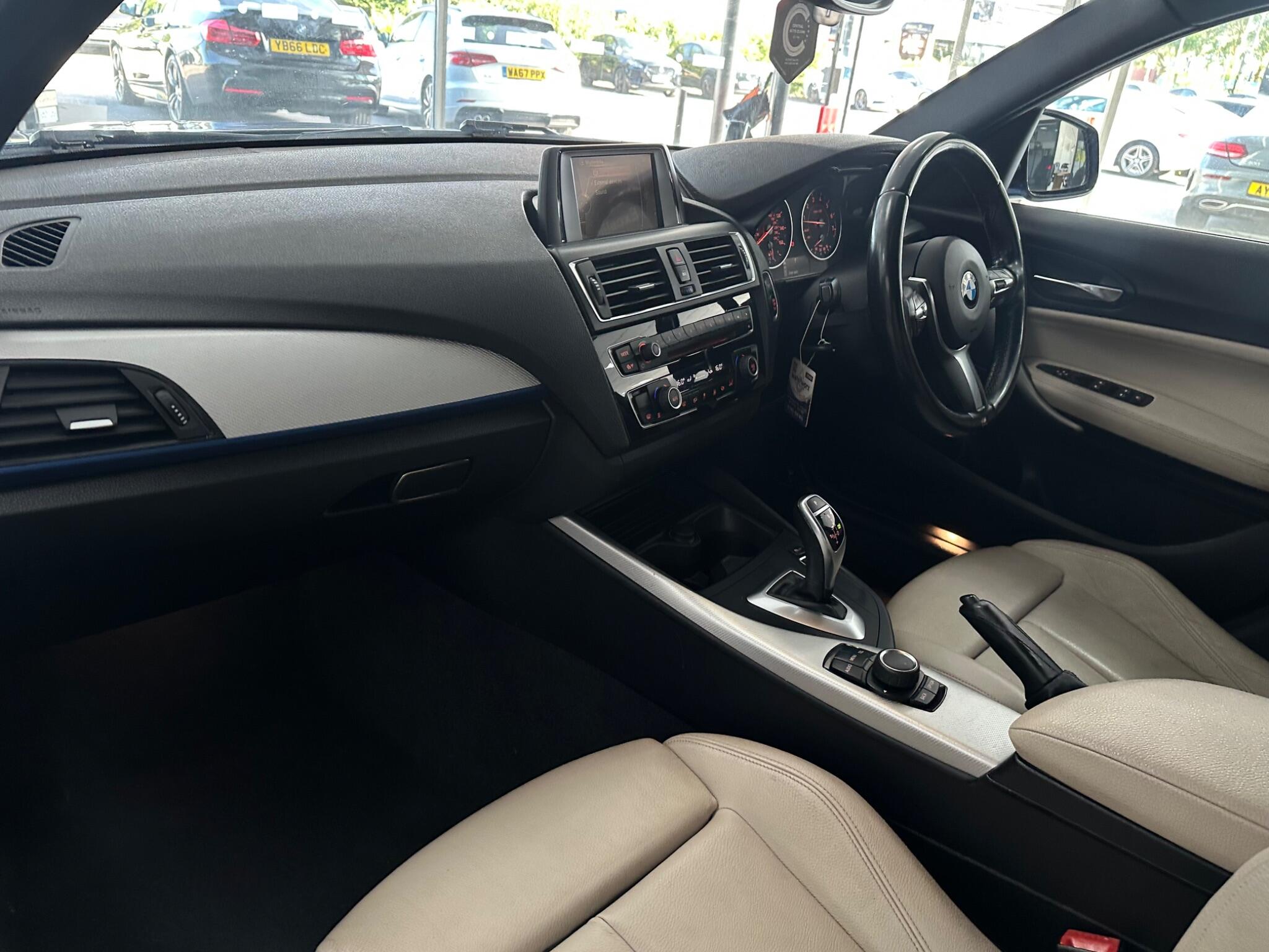 BMW 1 Series view 34