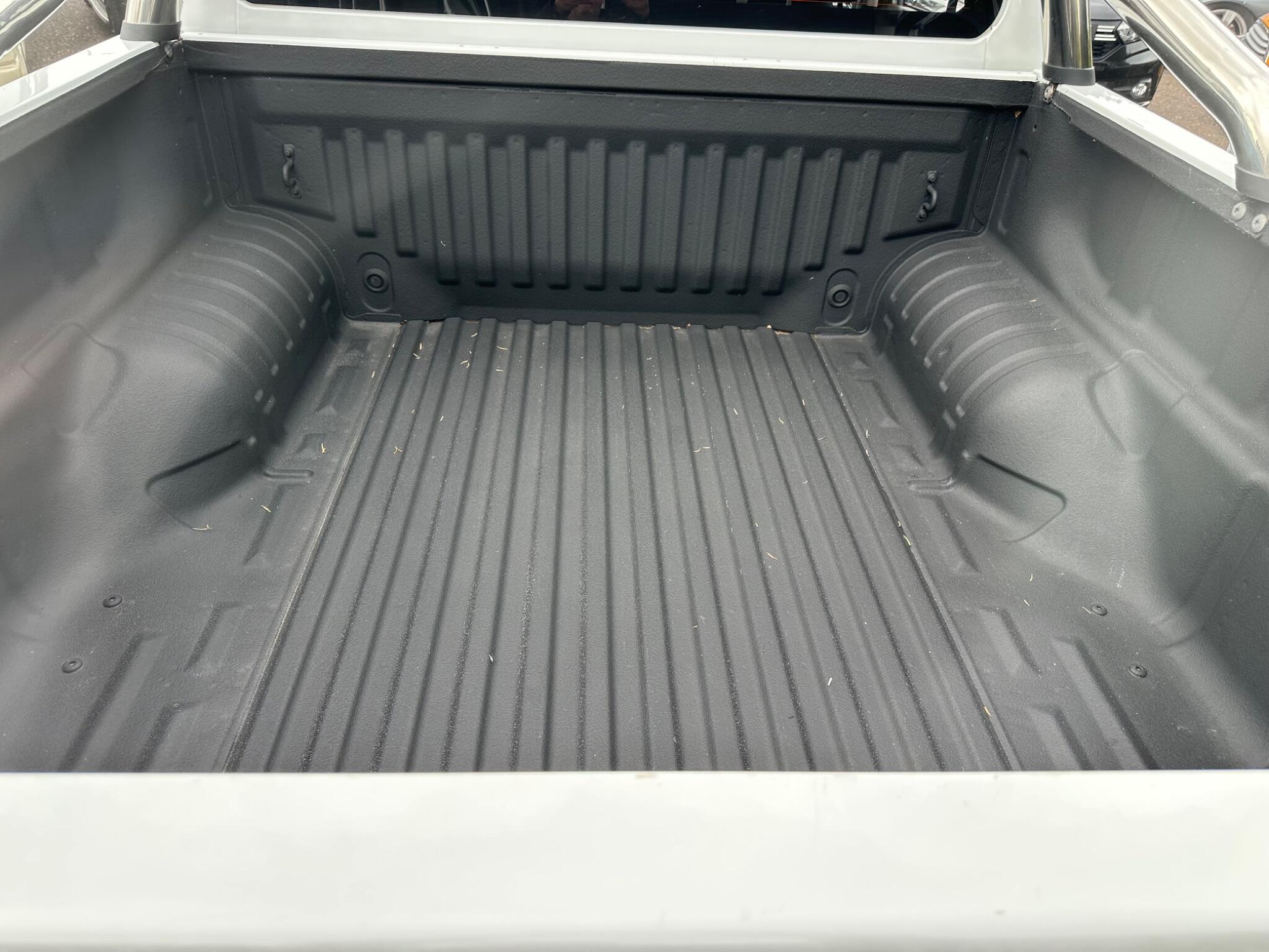 Maxus T90ev view 17
