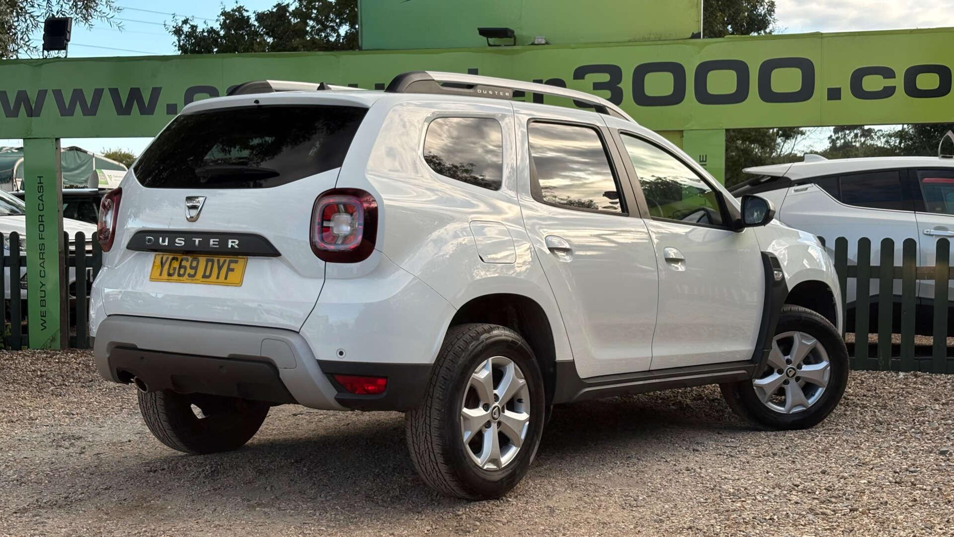 Dacia Duster view 9