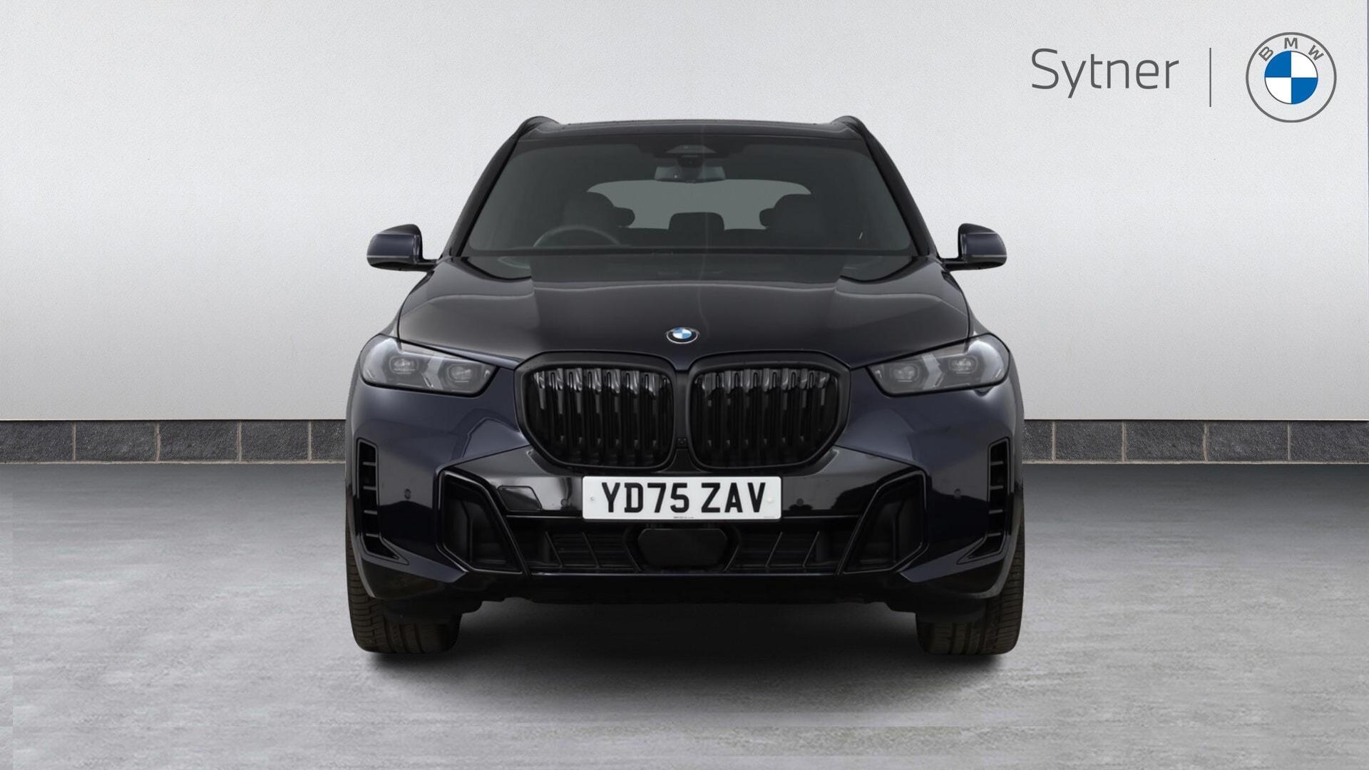 BMW X5 view 16