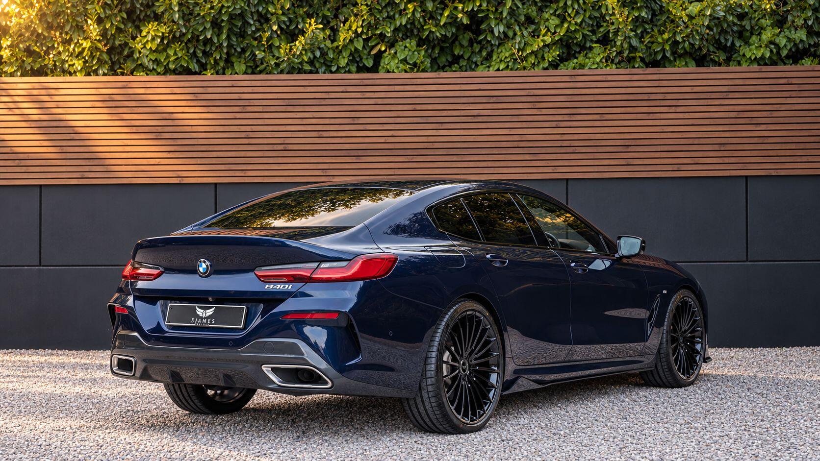 BMW 8 Series view 6