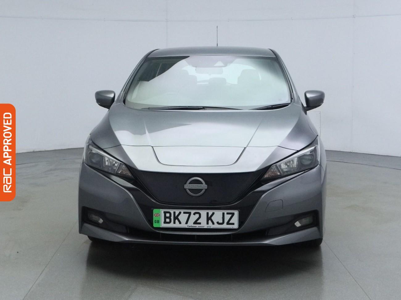 Nissan Leaf view 8
