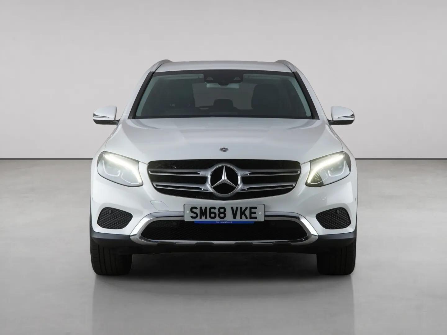 Mercedes-Benz GLC view 5