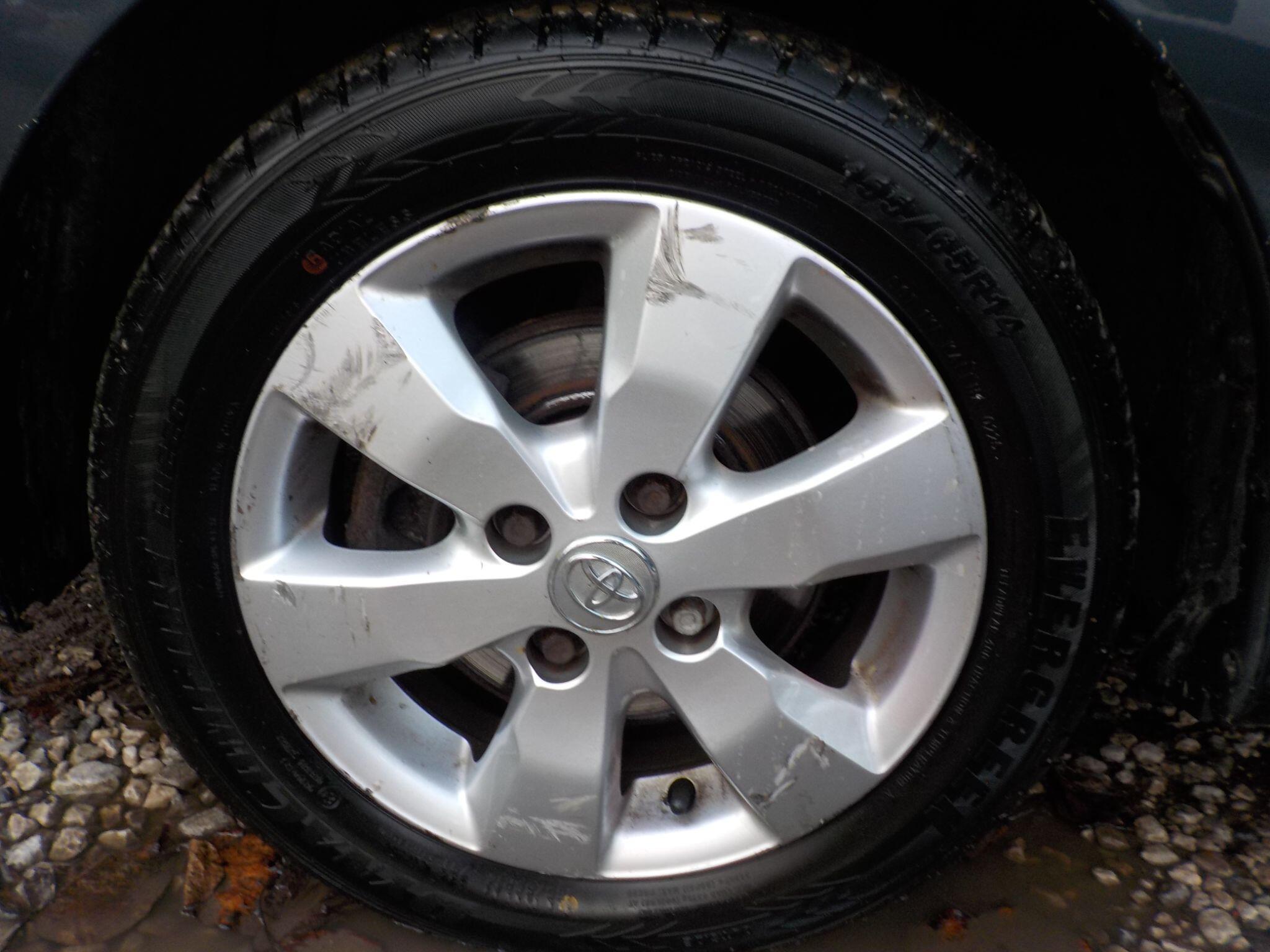 Toyota AYGO 1.0 VVT-i Go Euro 5 3dr