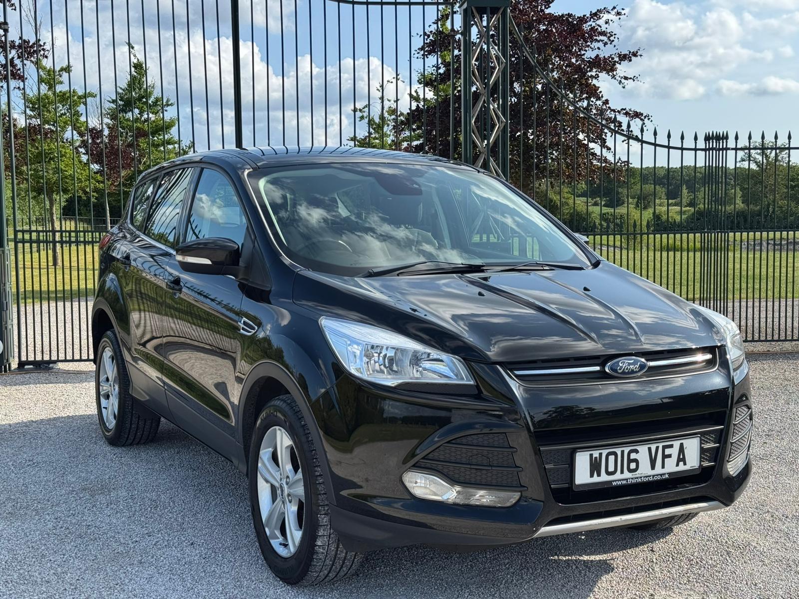 2016 Ford Kuga 1.5T EcoBoost Zetec 2WD Euro 6 (s/s) 5dr • 65,300 miles image 1