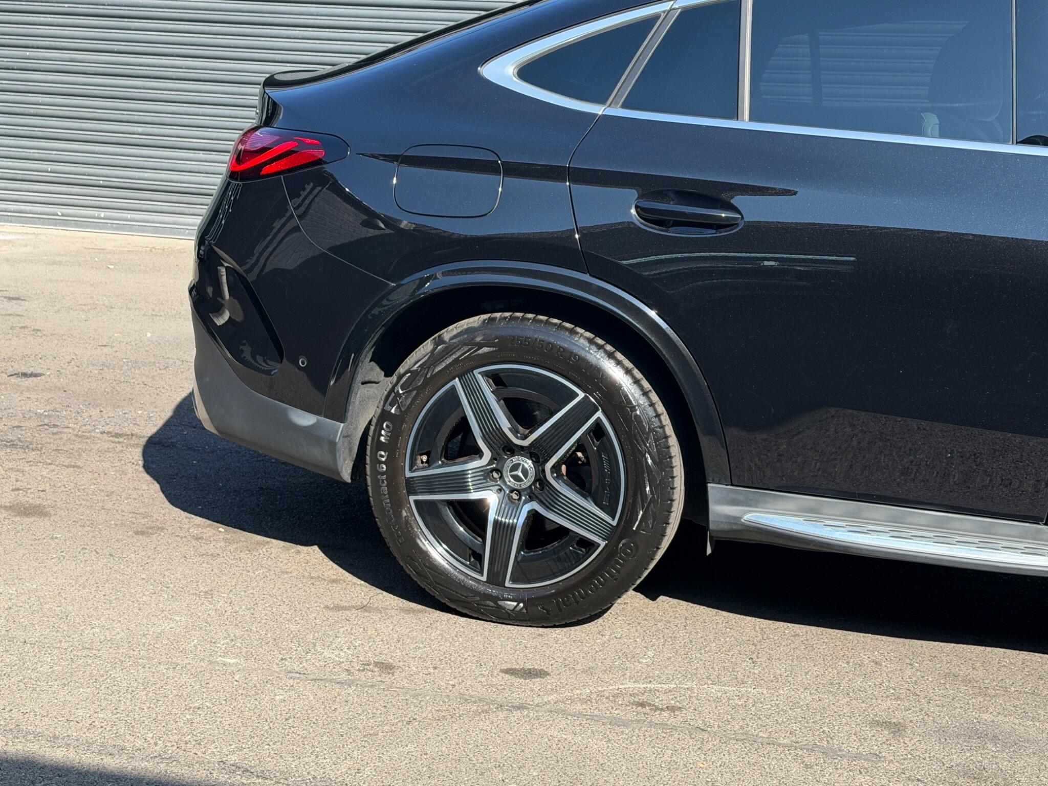 Mercedes-Benz GLC view 22
