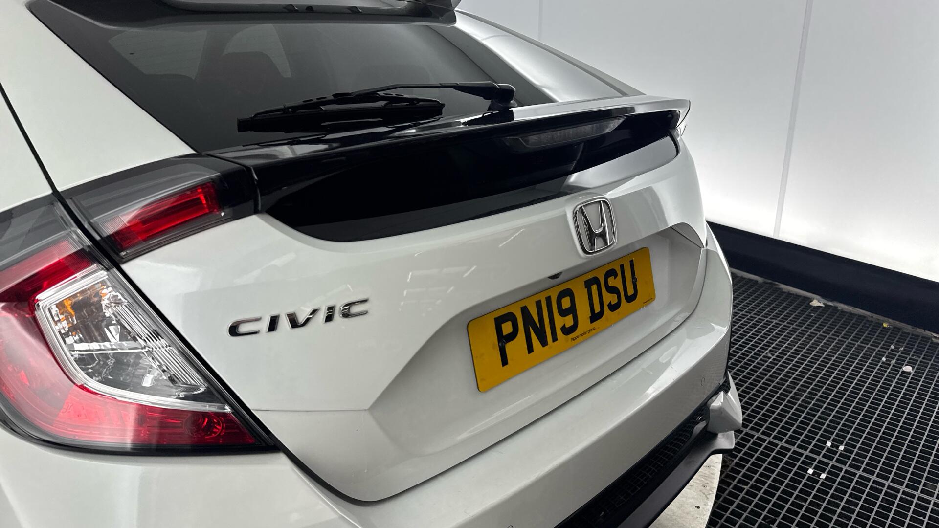 Honda Civic view 25