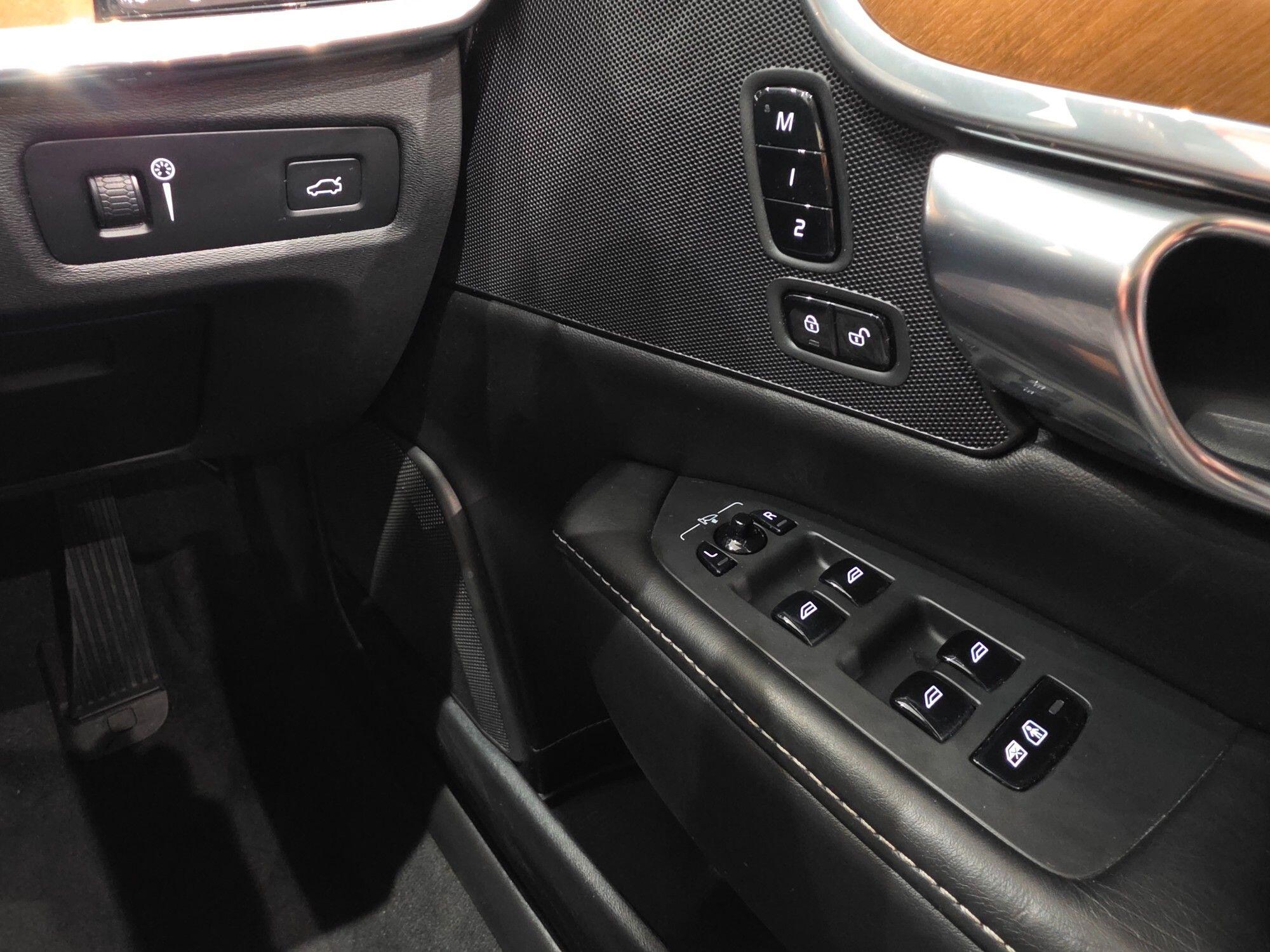 Volvo V90 view 43