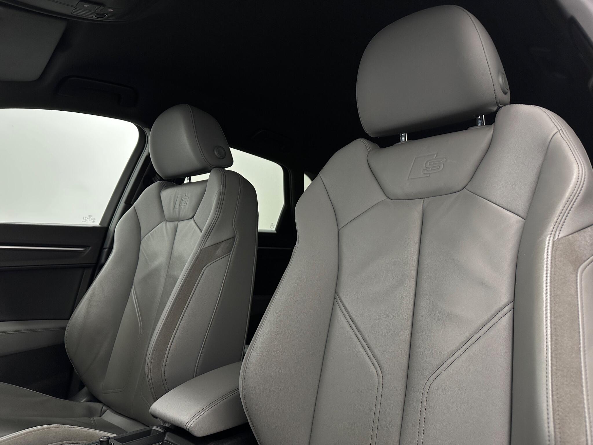 Audi Q3 view 35