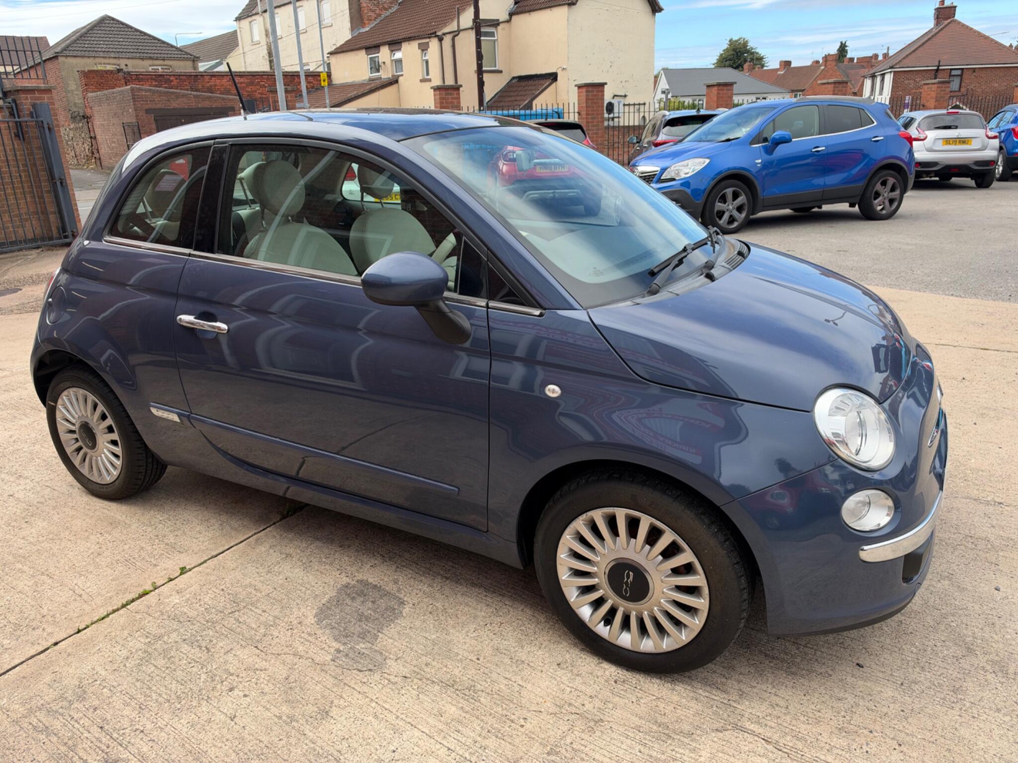 Fiat 500 view 2