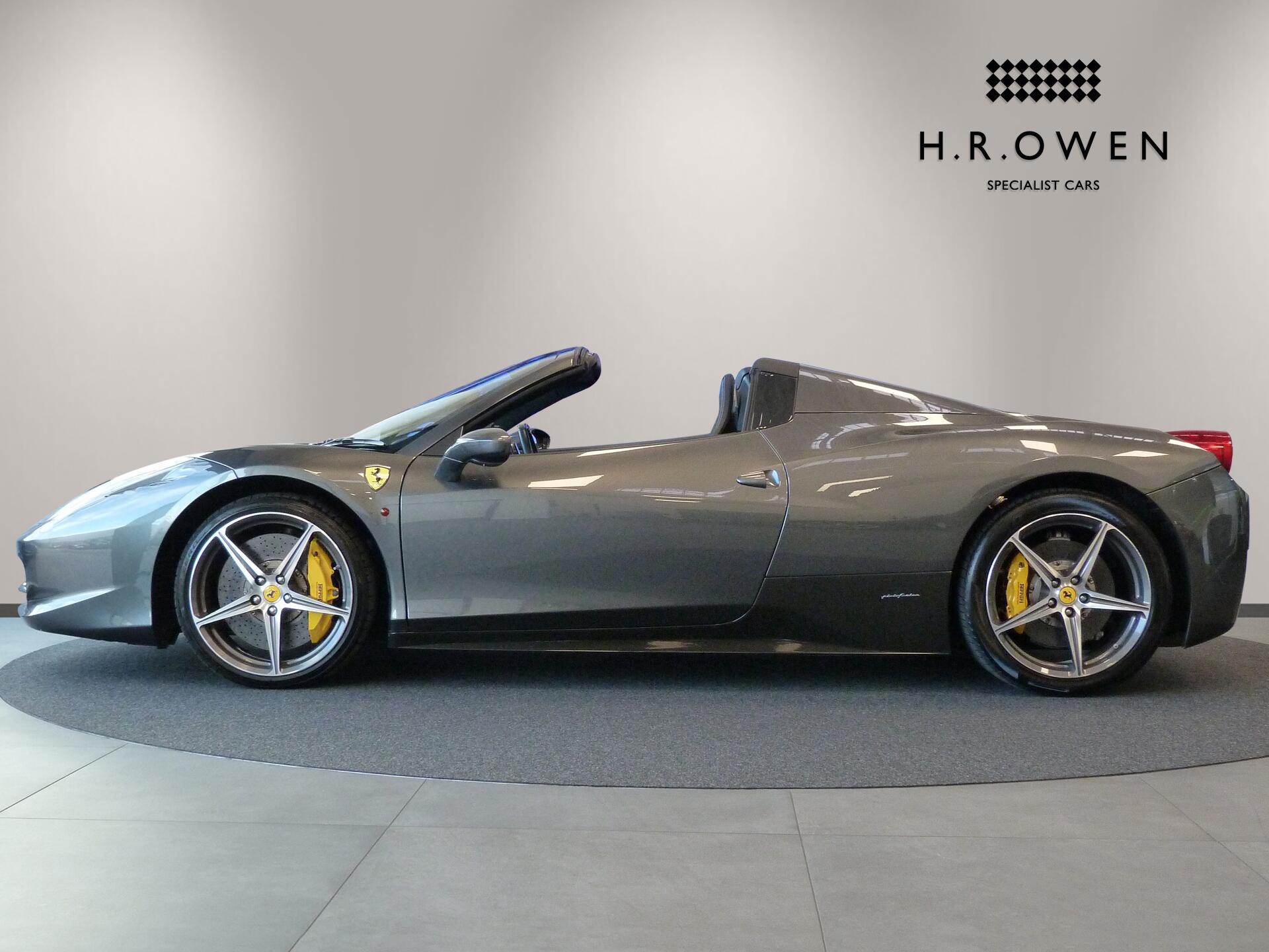 Ferrari 458 view 7