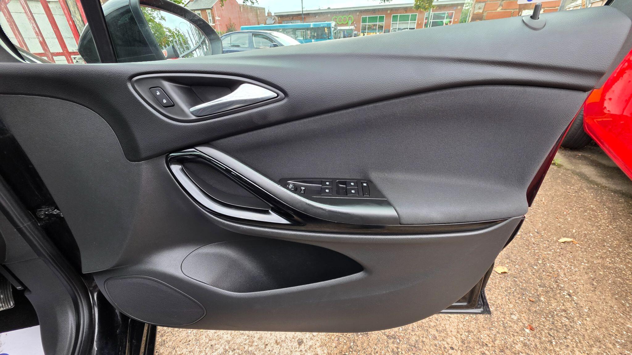 Vauxhall Astra view 32