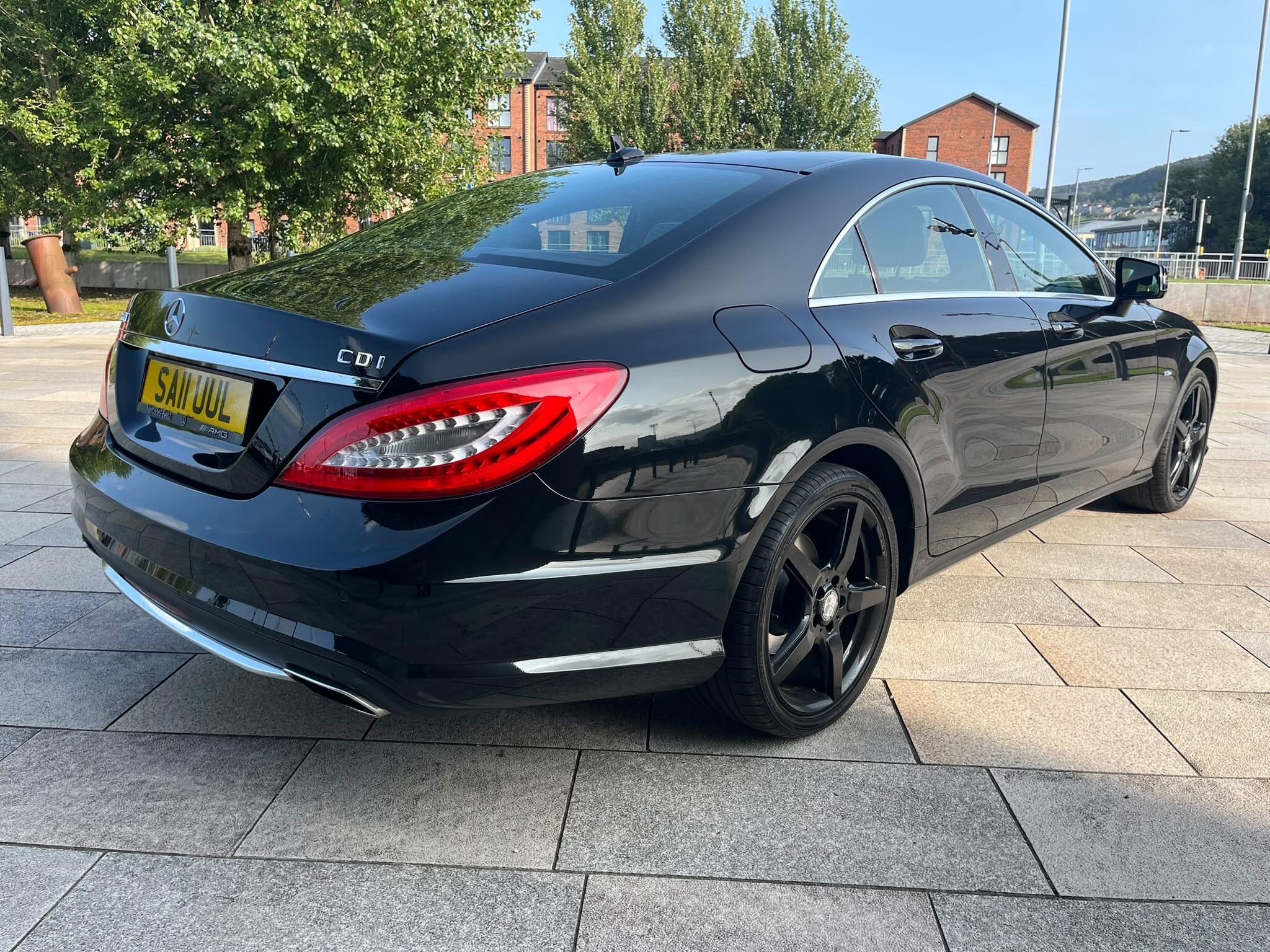 Mercedes-Benz CLS view 16