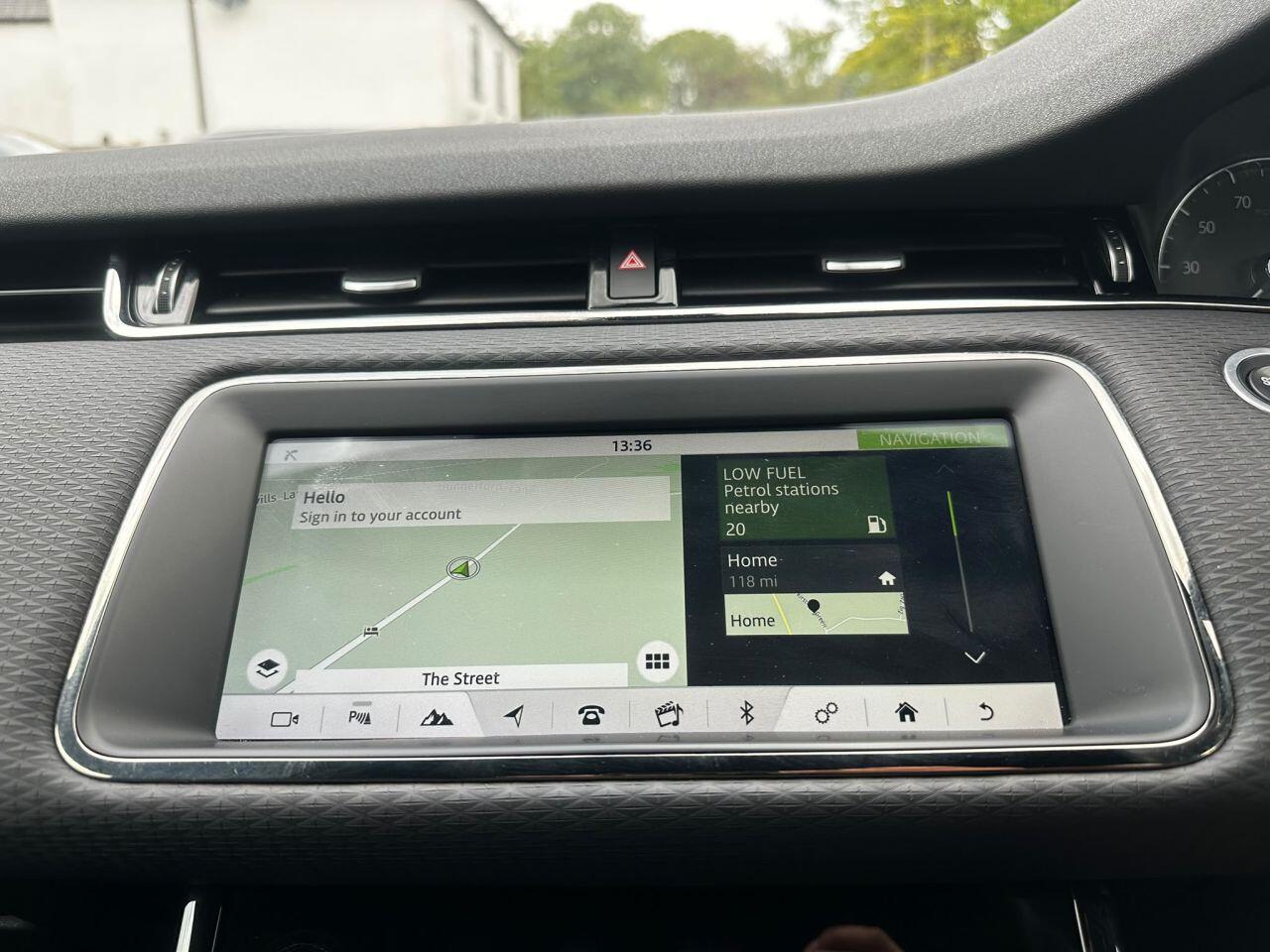 Land Rover Range Rover Evoque view 14