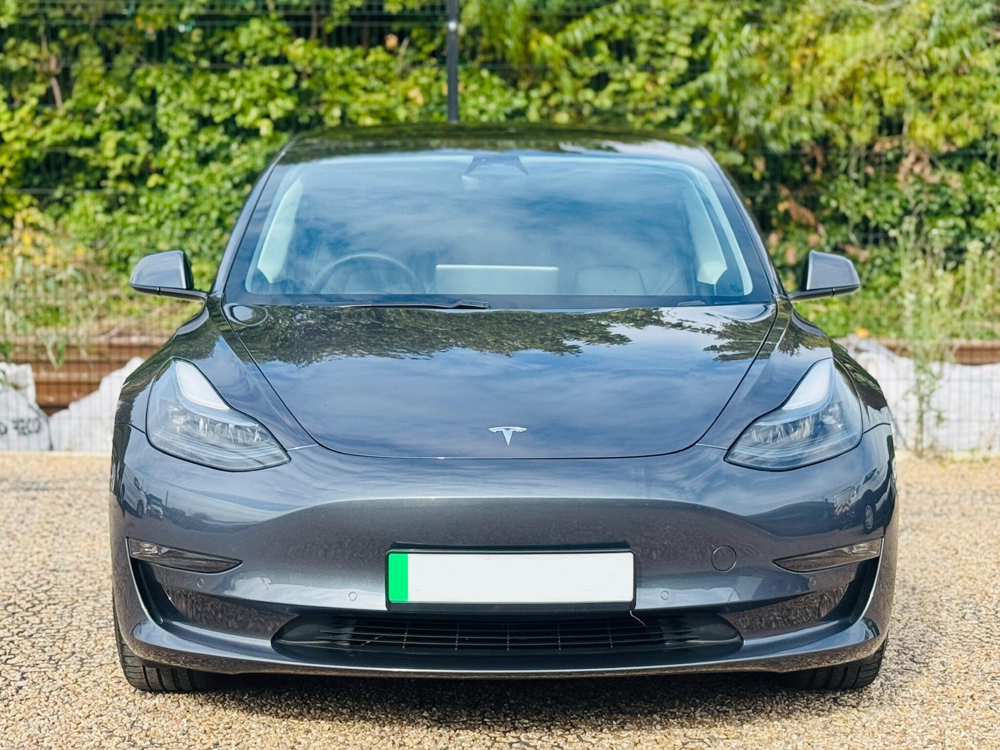 Tesla Model 3 view 14