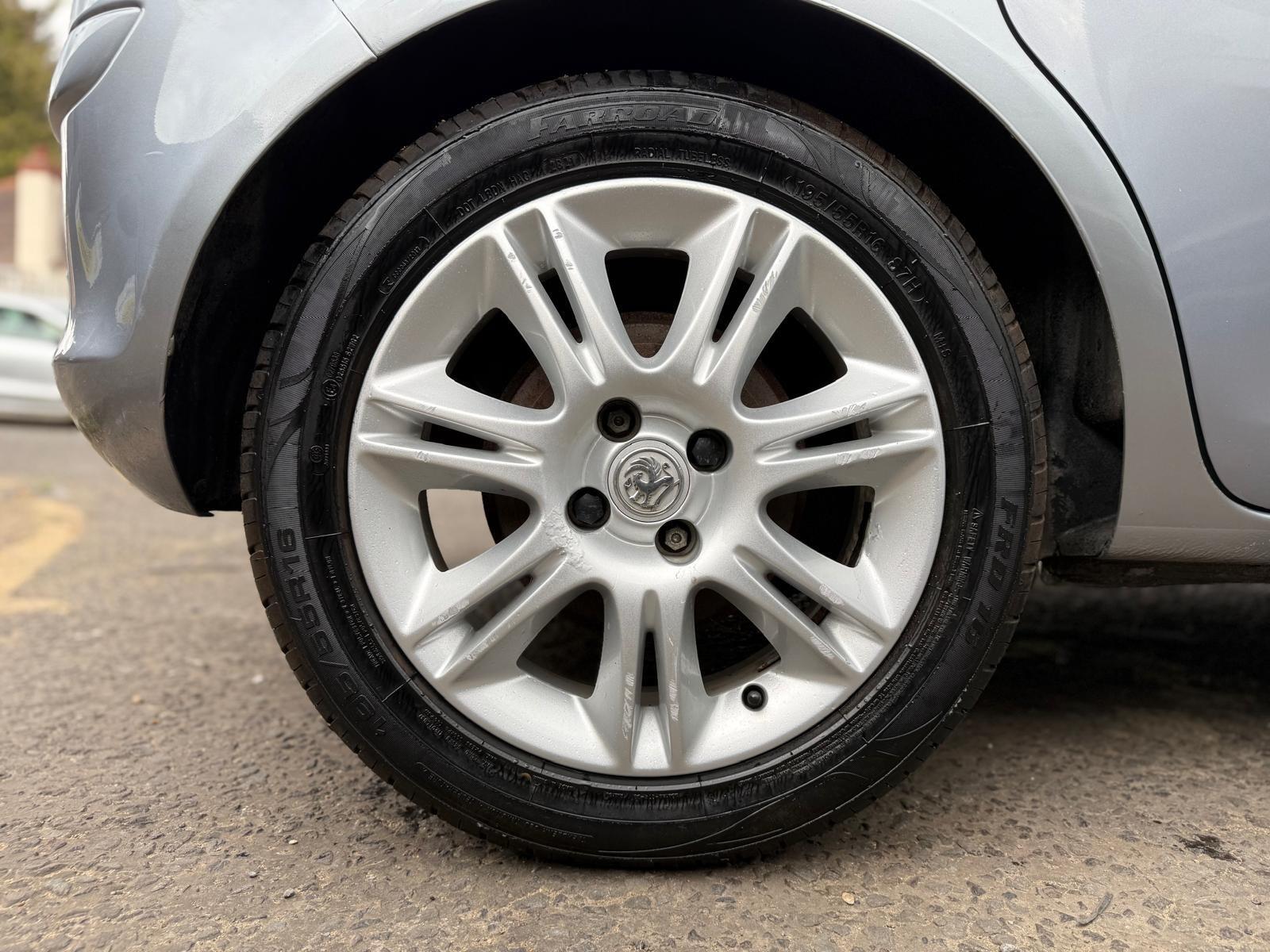 Vauxhall Corsa view 35