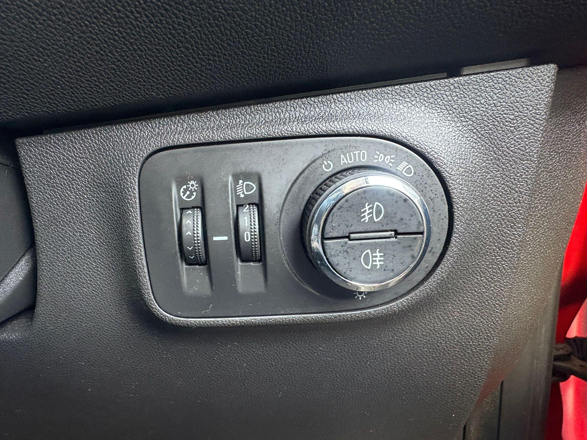 Vauxhall Corsa view 24