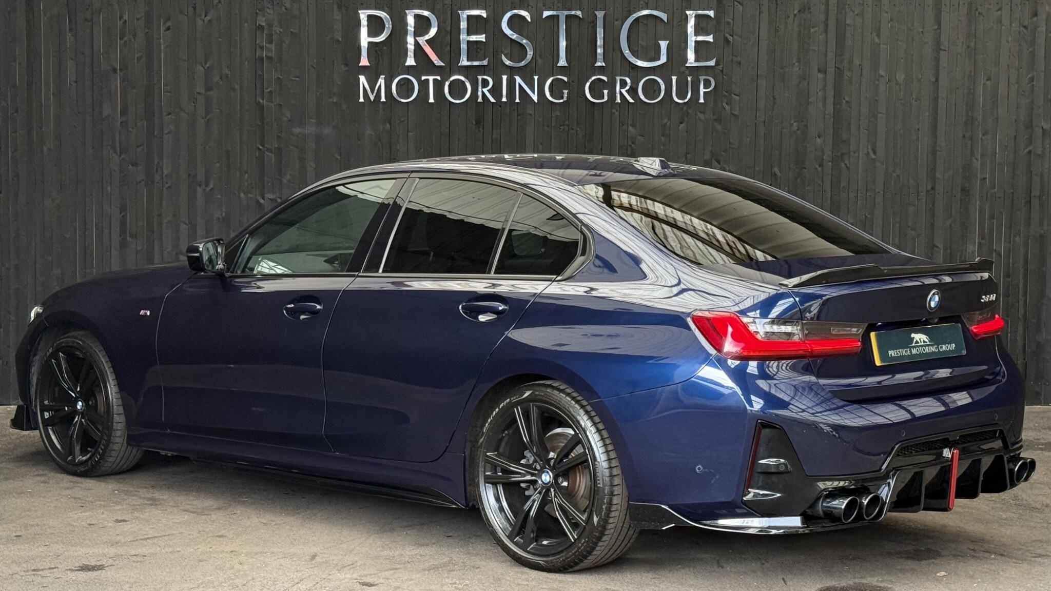 BMW 3 Series view 18