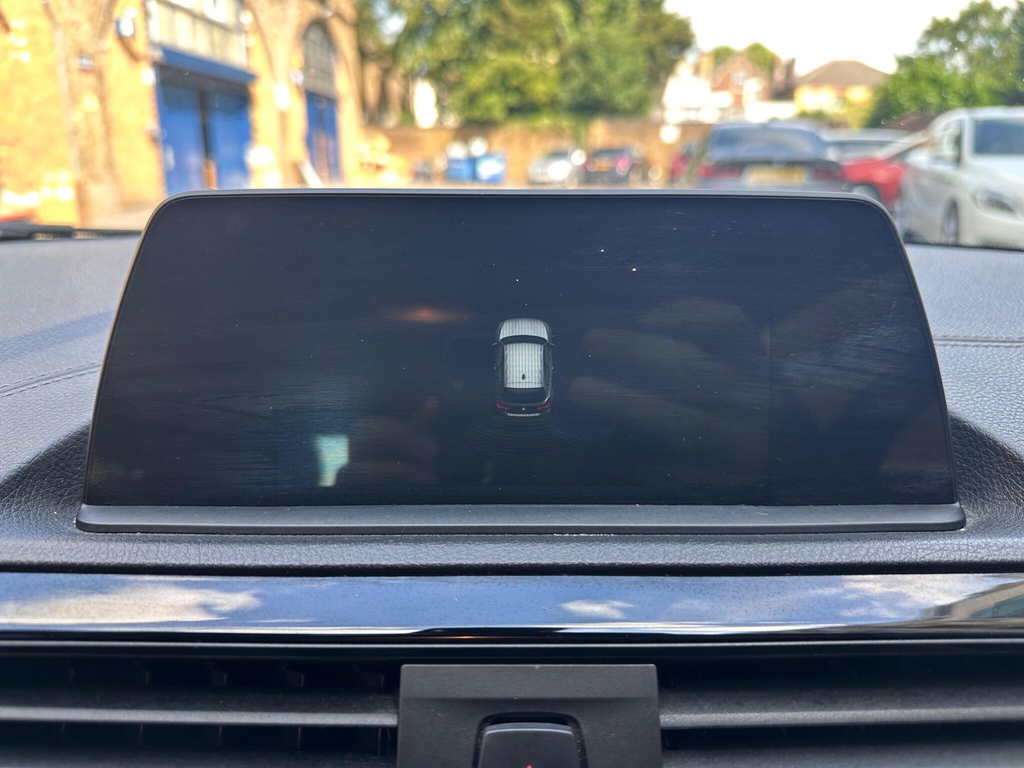 BMW 1 Series view 38