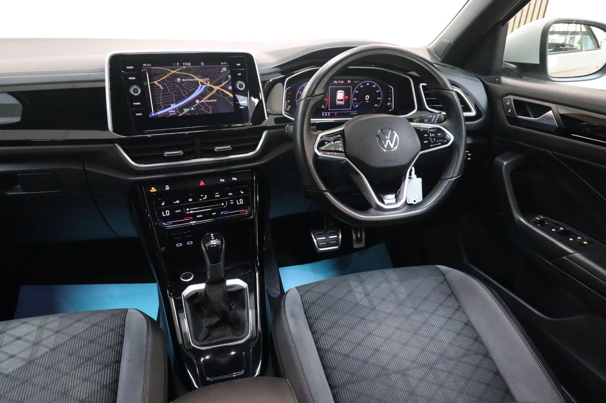 Volkswagen T-Roc view 44