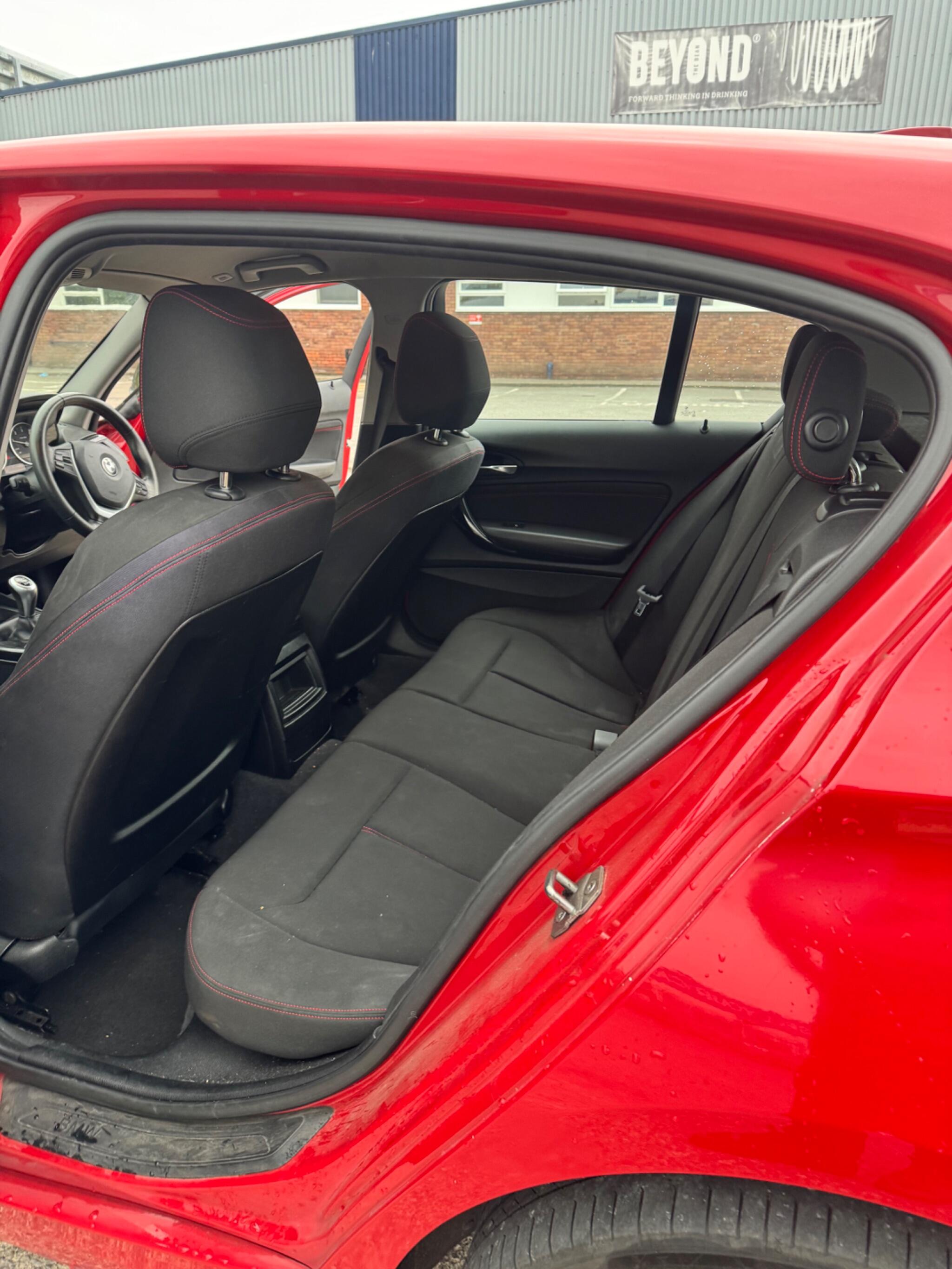 BMW 1 Series view 45