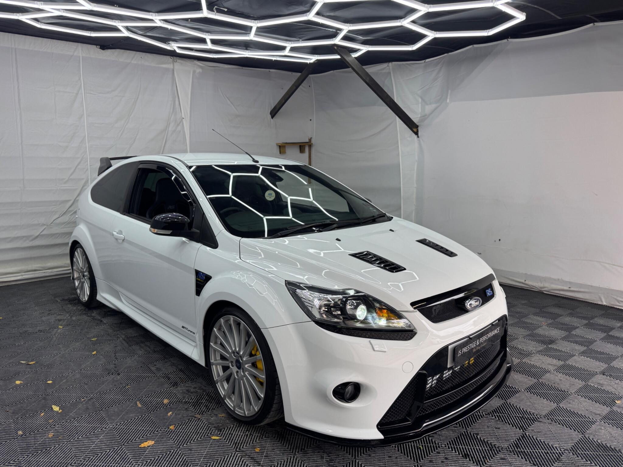 Ford Focus main image