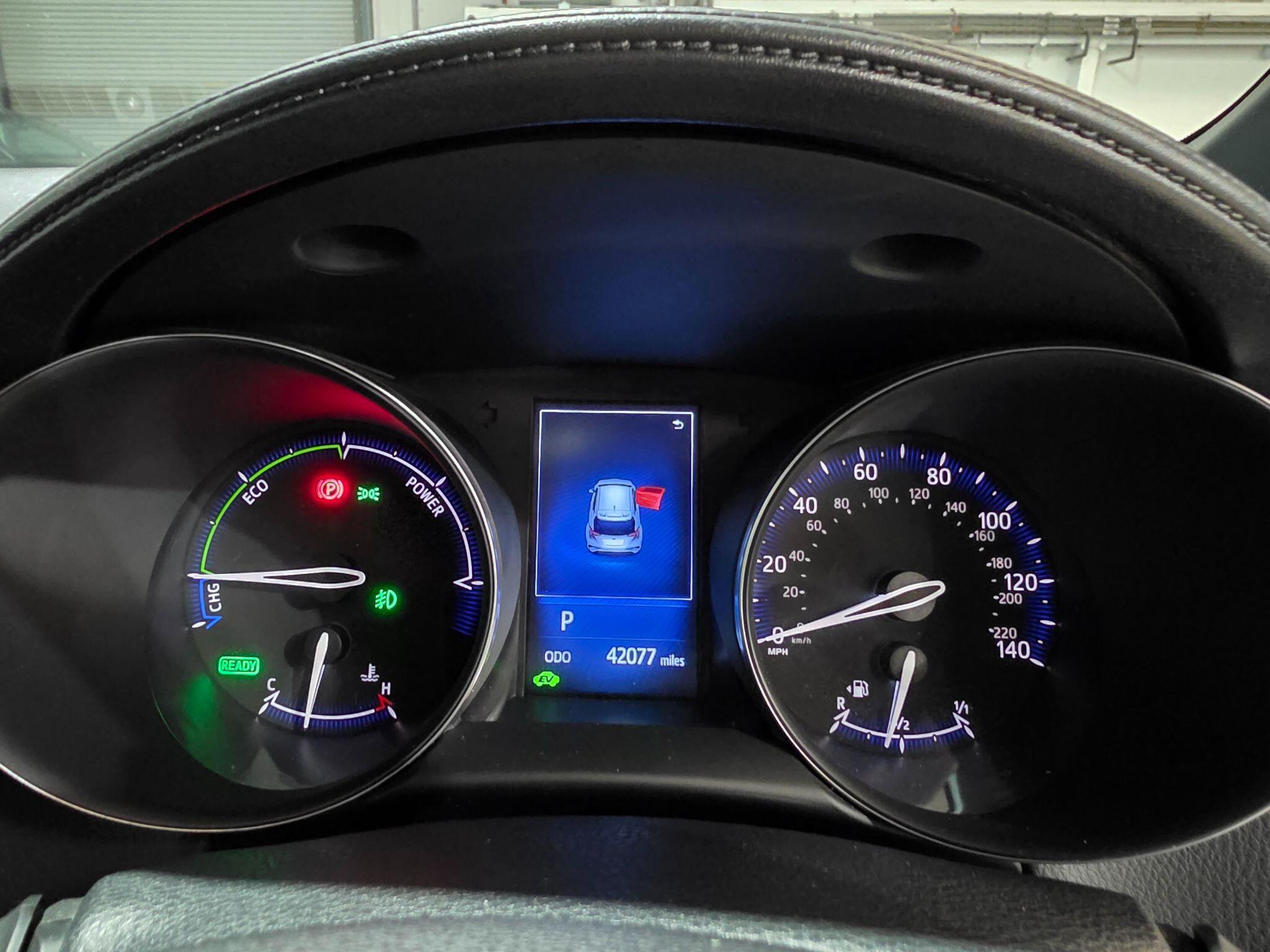 Toyota C-HR view 10