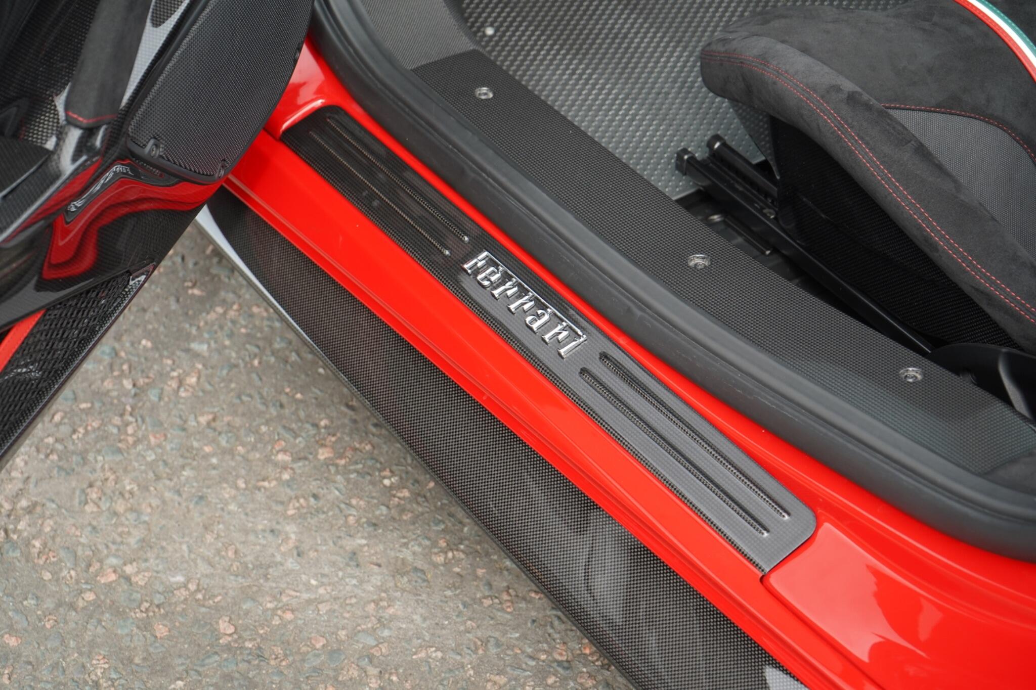 Ferrari 488 Pista view 31