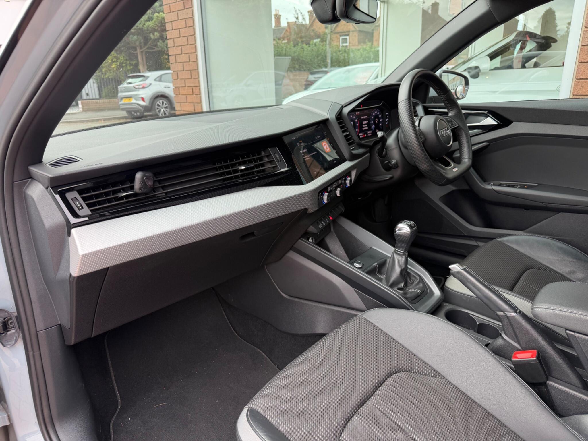 Audi A1 view 33