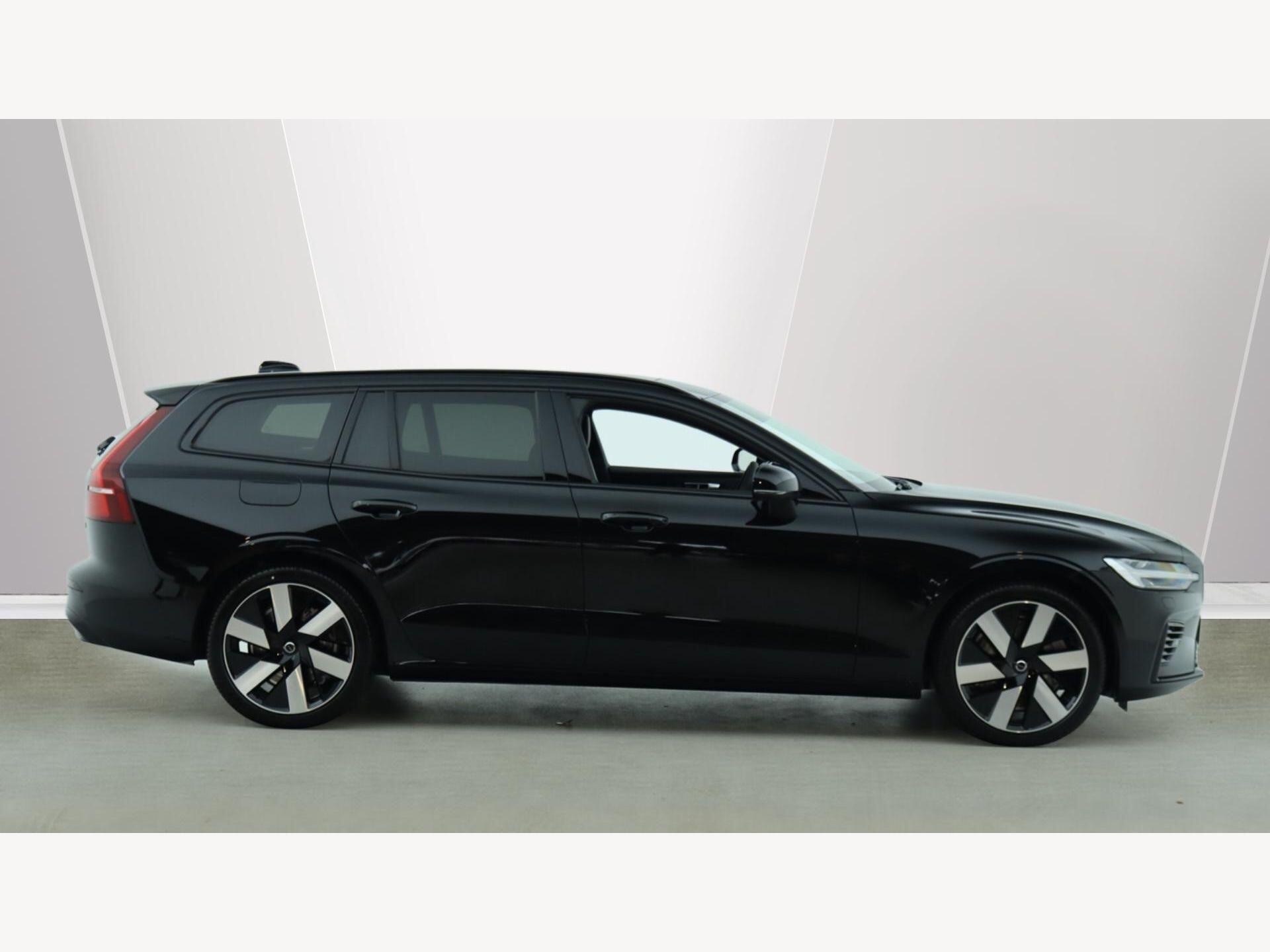 Volvo V60 view 3