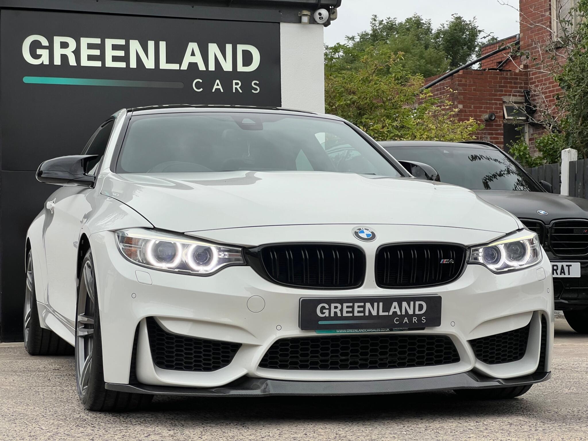 BMW M4 view 32