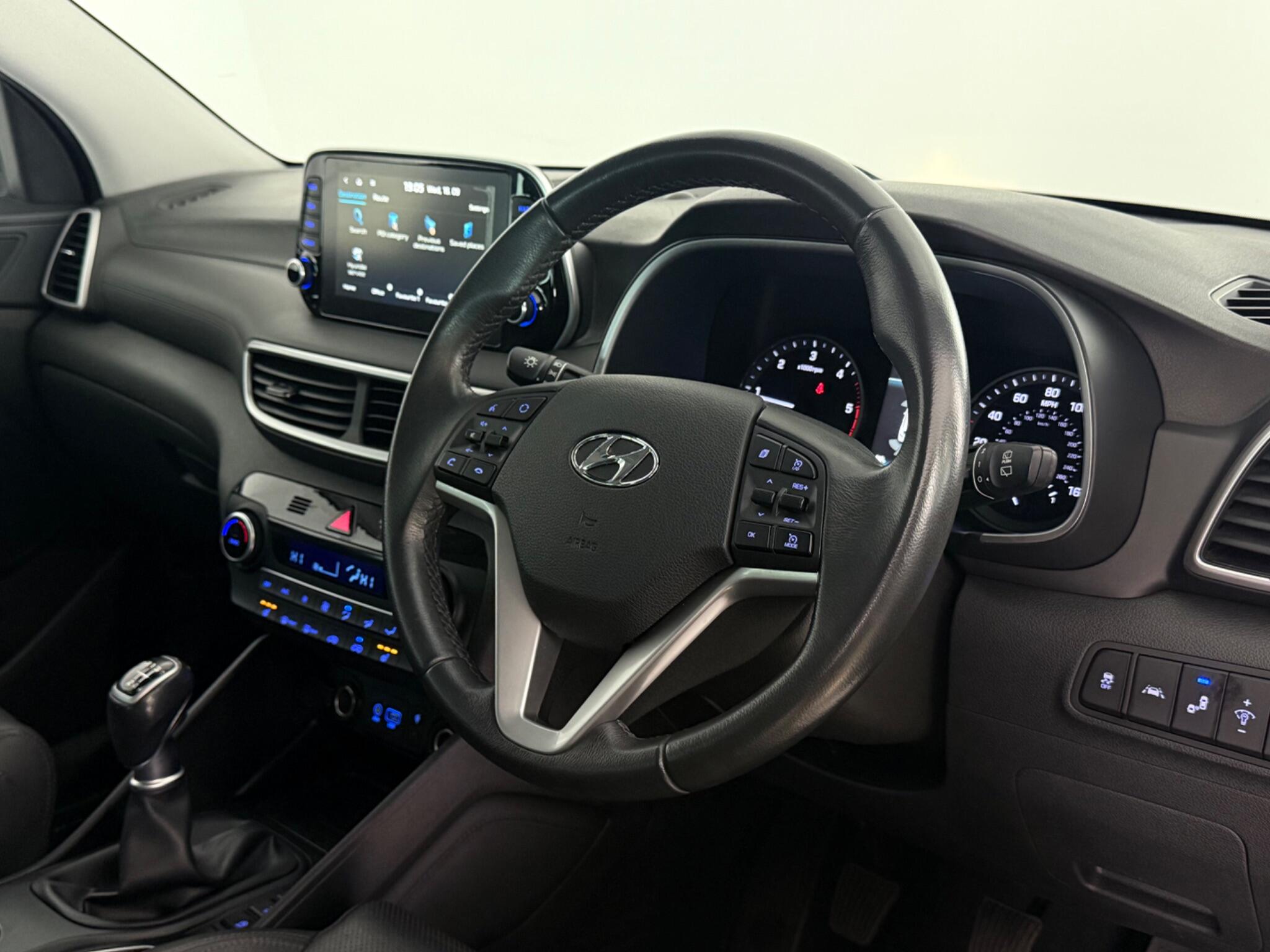 Hyundai Tucson view 3