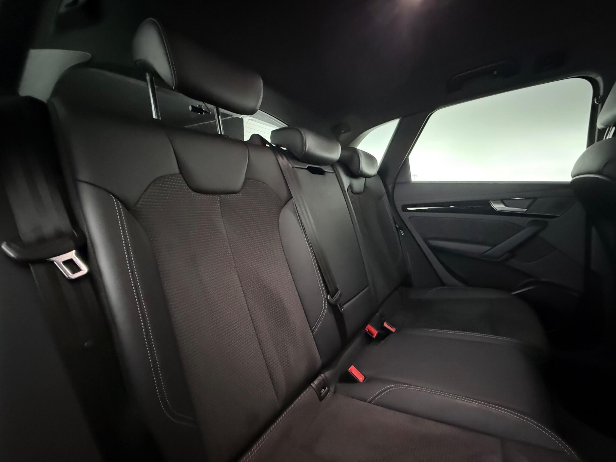 Audi Q5 view 33