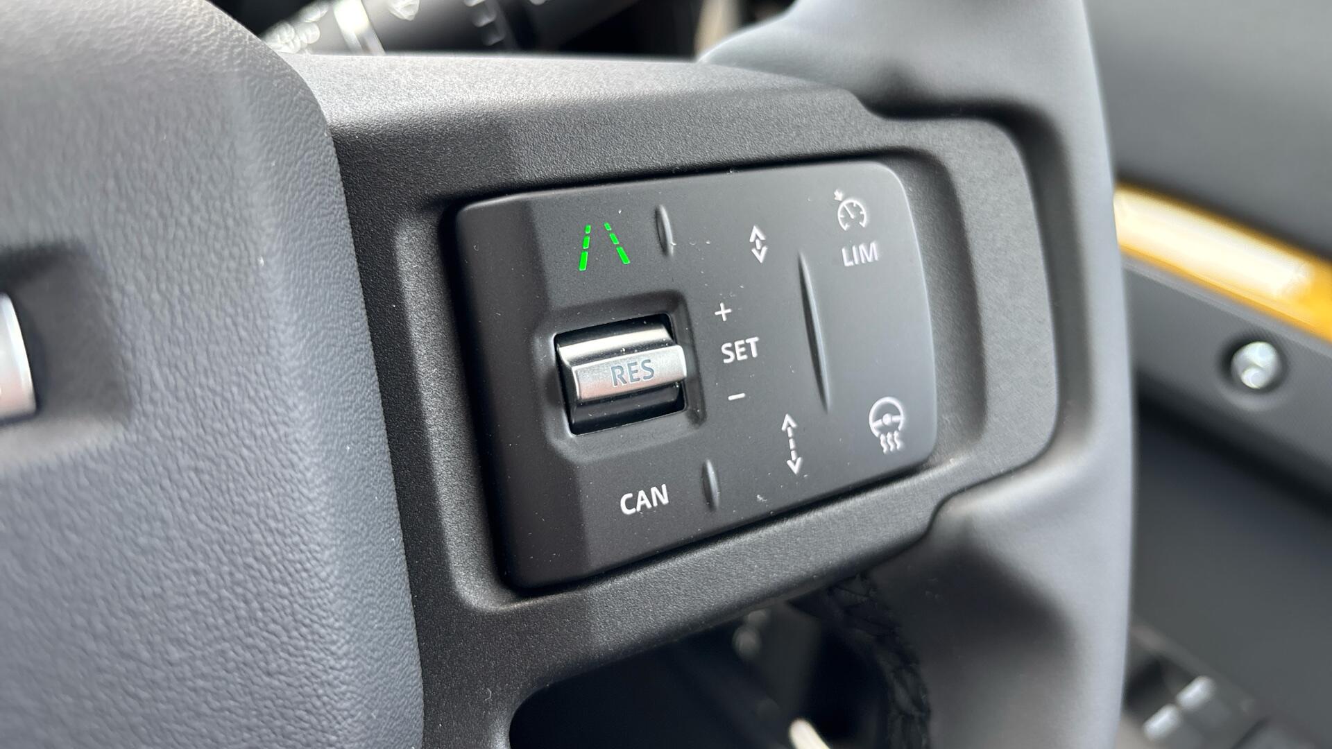 Land Rover Defender view 53