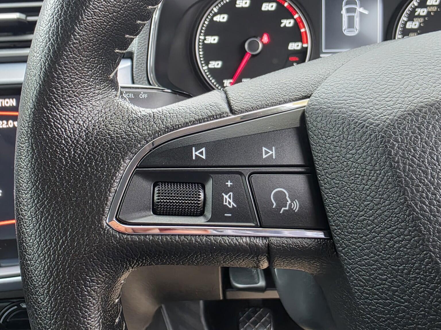 Seat Arona view 22